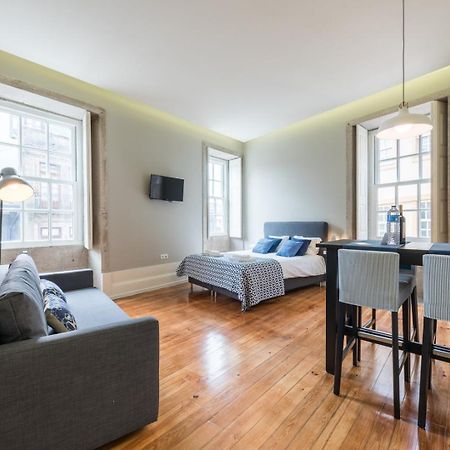 Appartamento Guestready - Chic Retreat In The Heart Of Oporto Esterno foto