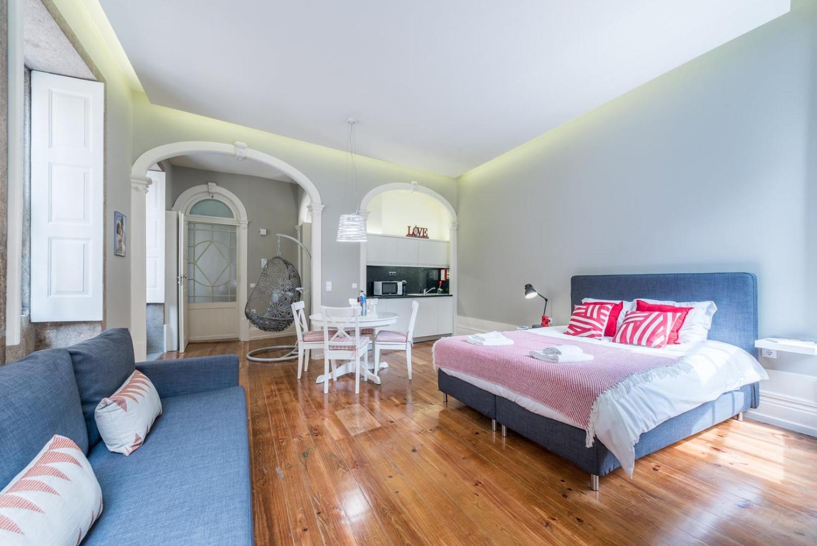 Appartamento Guestready - Chic Retreat In The Heart Of Oporto Esterno foto