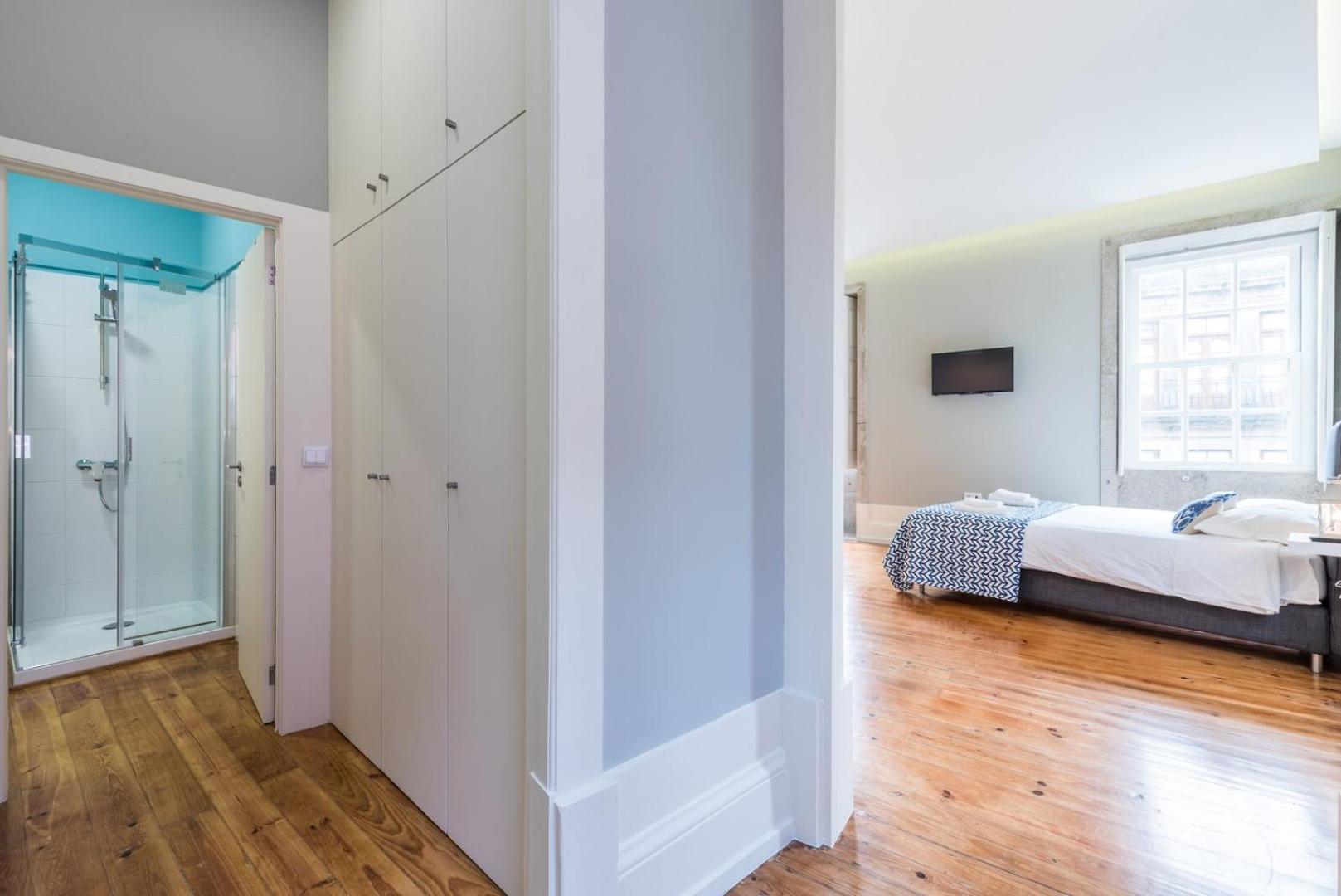 Appartamento Guestready - Chic Retreat In The Heart Of Oporto Esterno foto