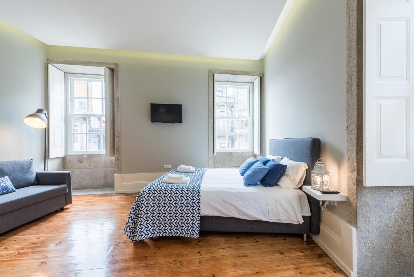 Appartamento Guestready - Chic Retreat In The Heart Of Oporto Esterno foto