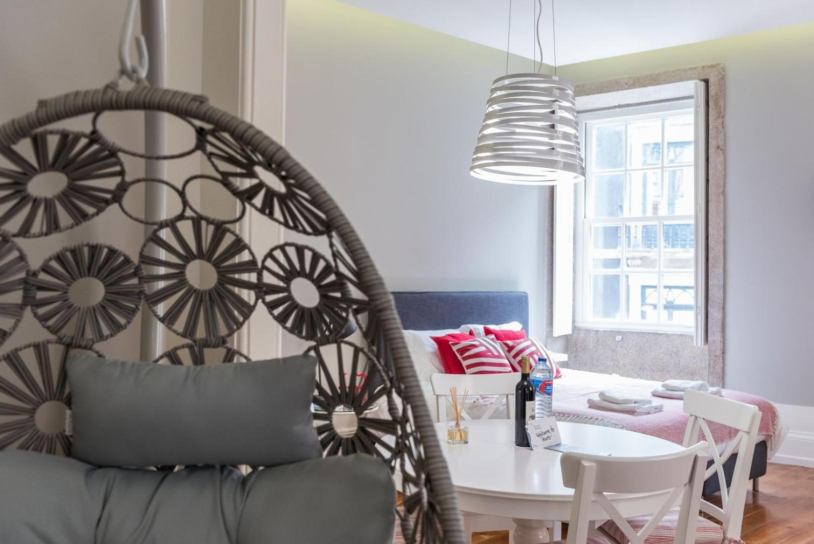 Appartamento Guestready - Chic Retreat In The Heart Of Oporto Esterno foto