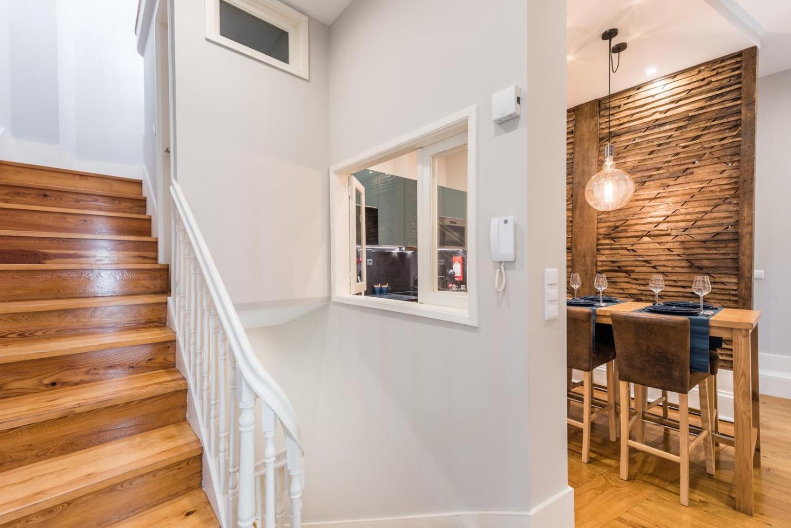 Appartamento Guestready - Chic Retreat In The Heart Of Oporto Esterno foto