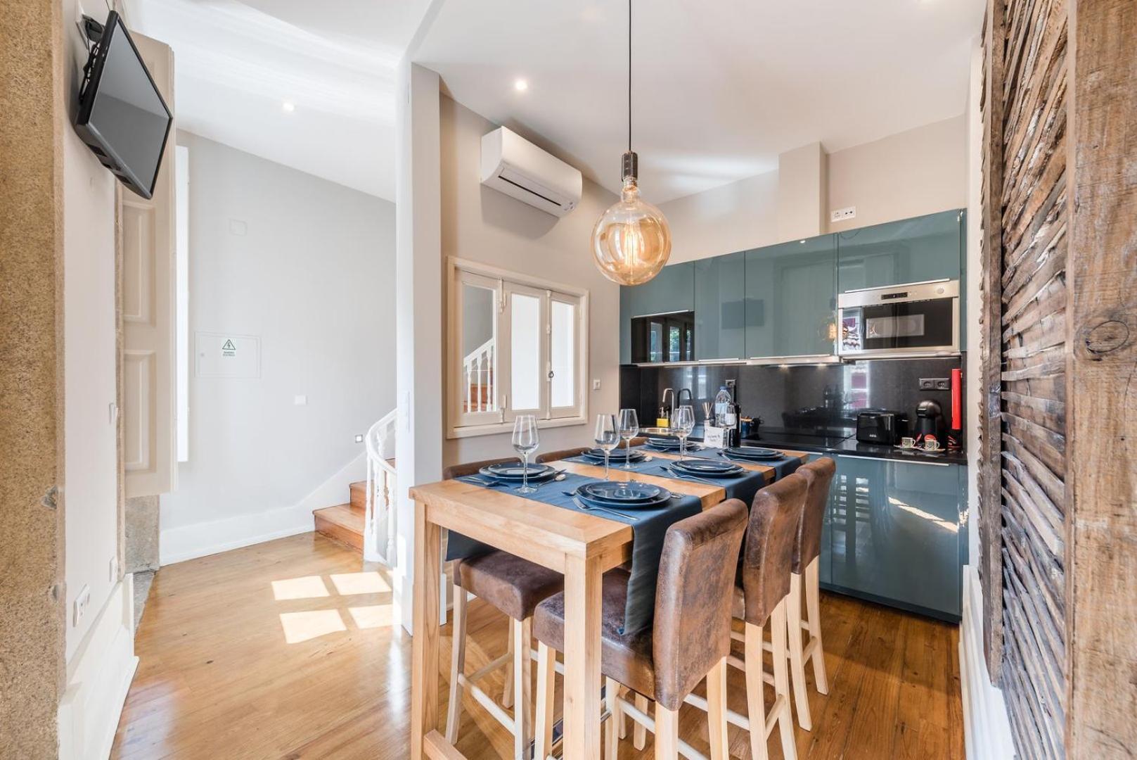 Appartamento Guestready - Chic Retreat In The Heart Of Oporto Esterno foto