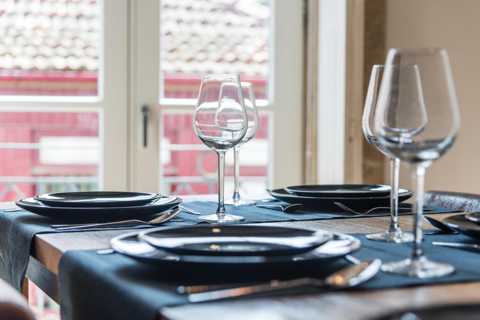 Appartamento Guestready - Chic Retreat In The Heart Of Oporto Esterno foto