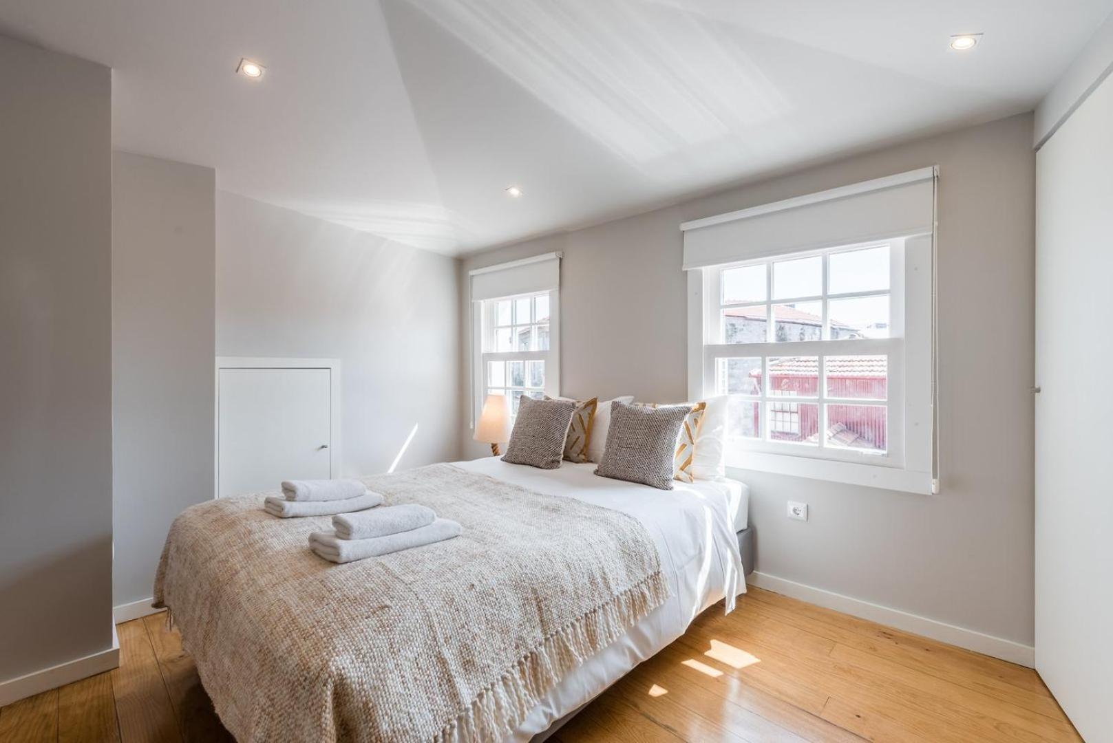 Appartamento Guestready - Chic Retreat In The Heart Of Oporto Esterno foto